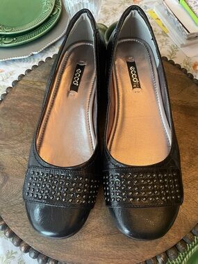 Ecco Bouillon Studded Leather Ballet Flats With Hidden Wedge Size 37